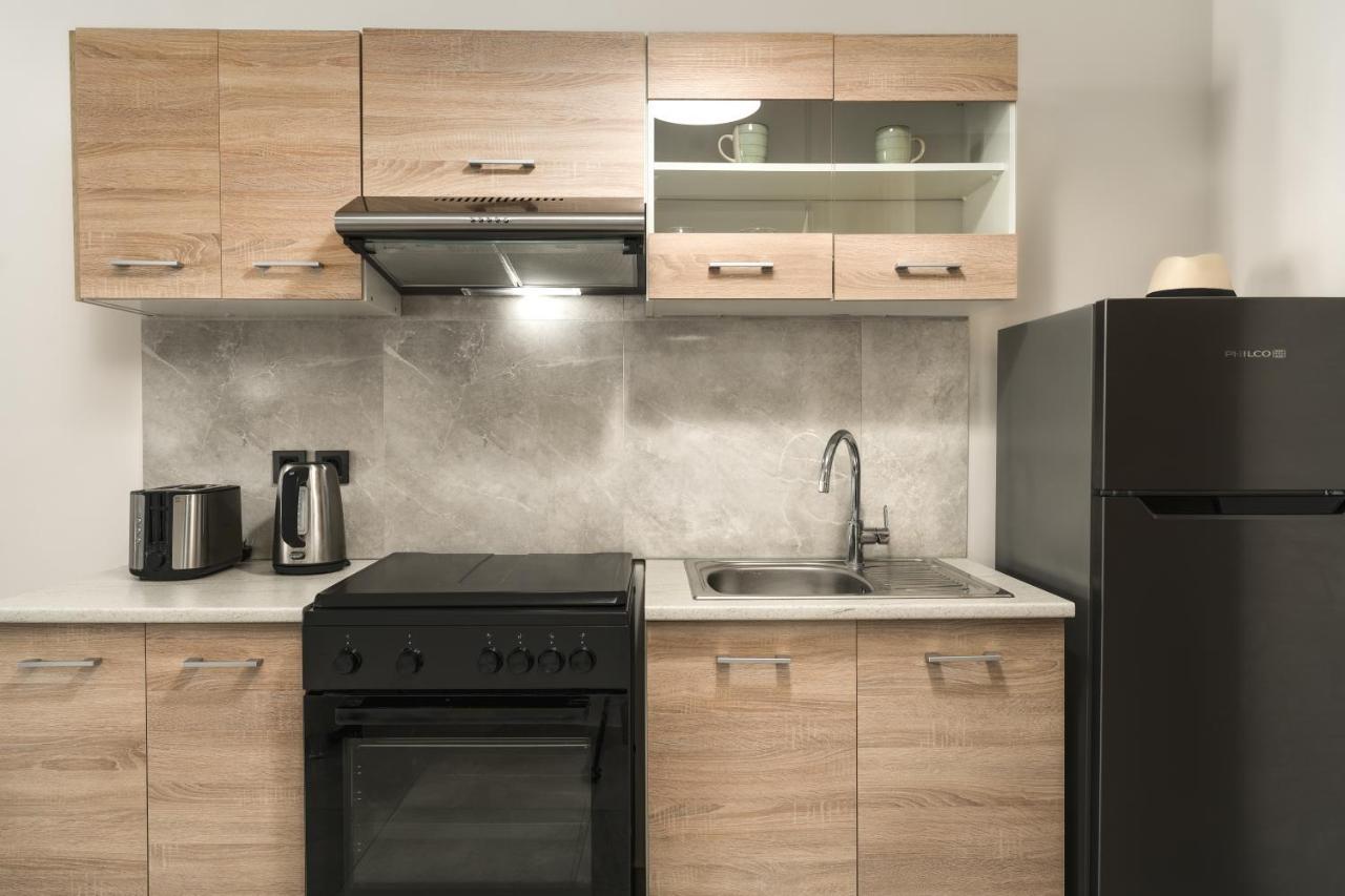Iris & Rhea Junior Suites Циливи Экстерьер фото