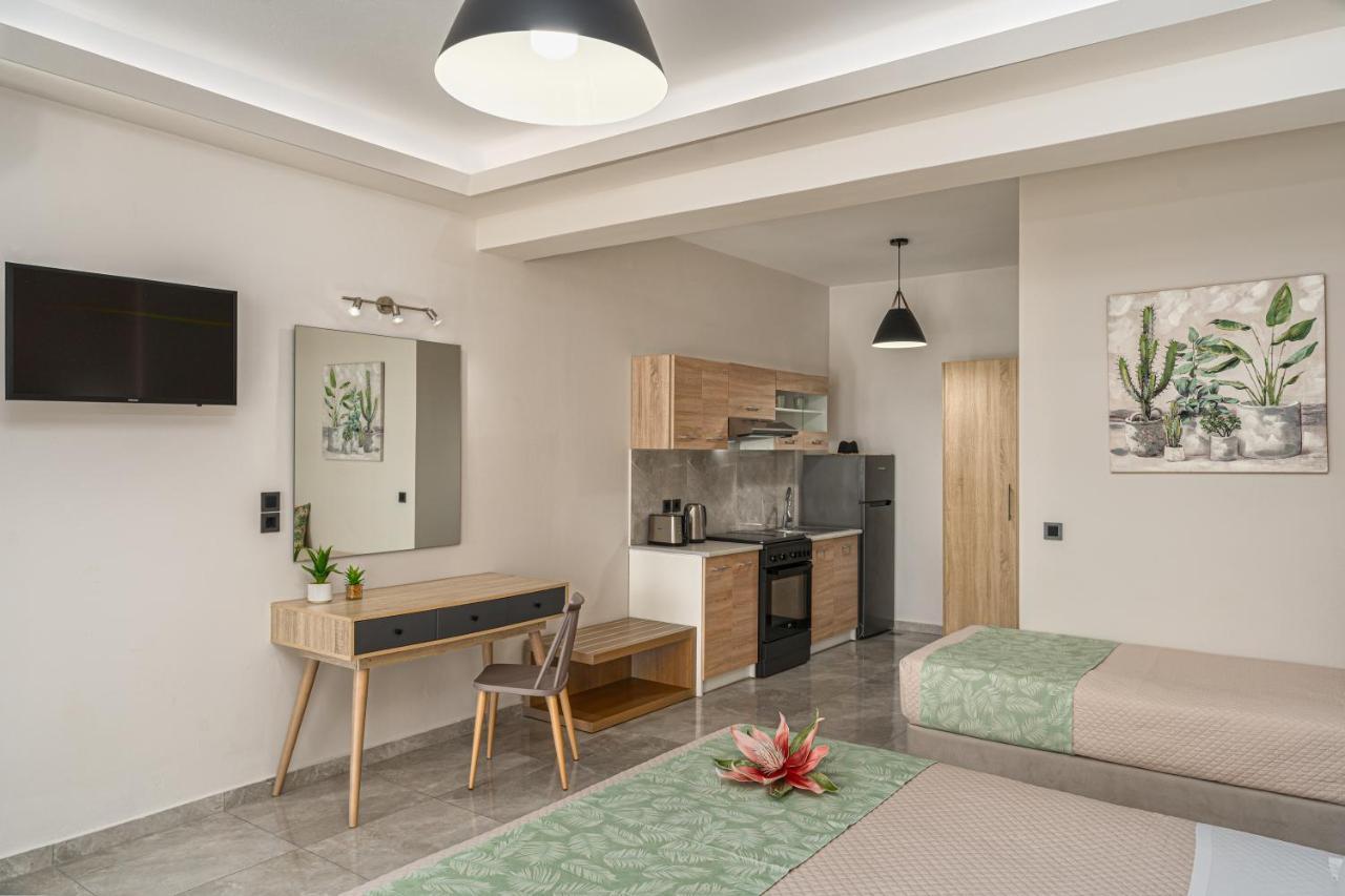 Iris & Rhea Junior Suites Циливи Экстерьер фото